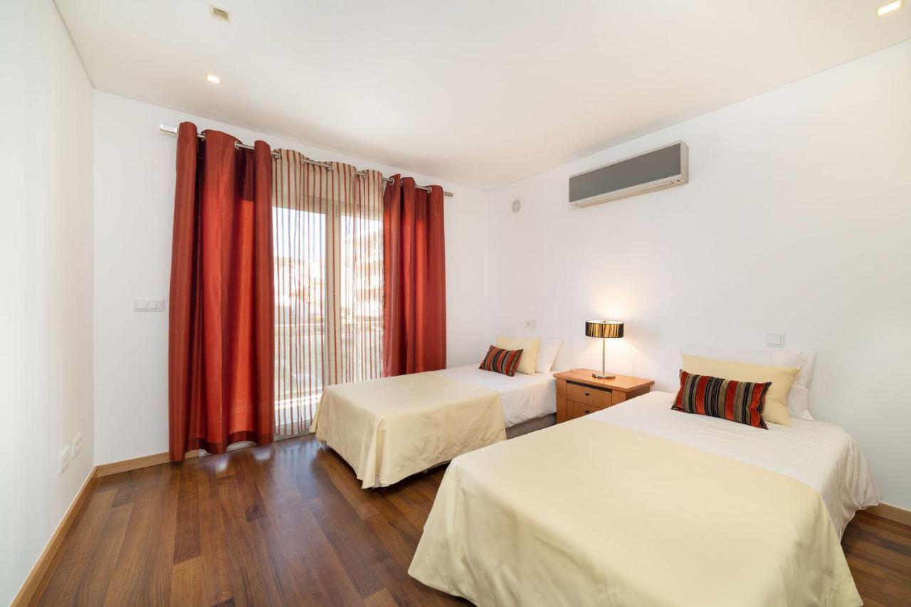 סאו מרטיניו דו פורטו Baia Residence 2 - Holiday Apartments - By Sch מראה חיצוני תמונה