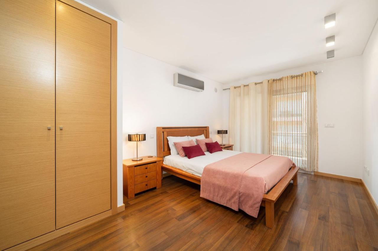 סאו מרטיניו דו פורטו Baia Residence 2 - Holiday Apartments - By Sch מראה חיצוני תמונה
