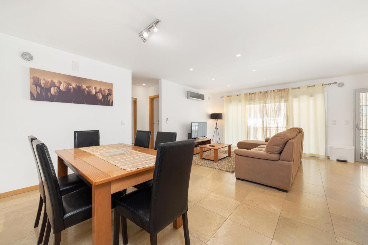 סאו מרטיניו דו פורטו Baia Residence 2 - Holiday Apartments - By Sch מראה חיצוני תמונה
